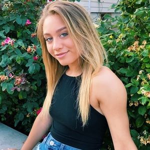 Meet your Posher, Keara